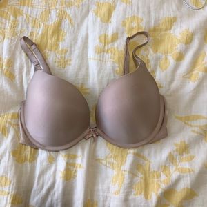 Victoria’s Secret Nude Push-Up Bra